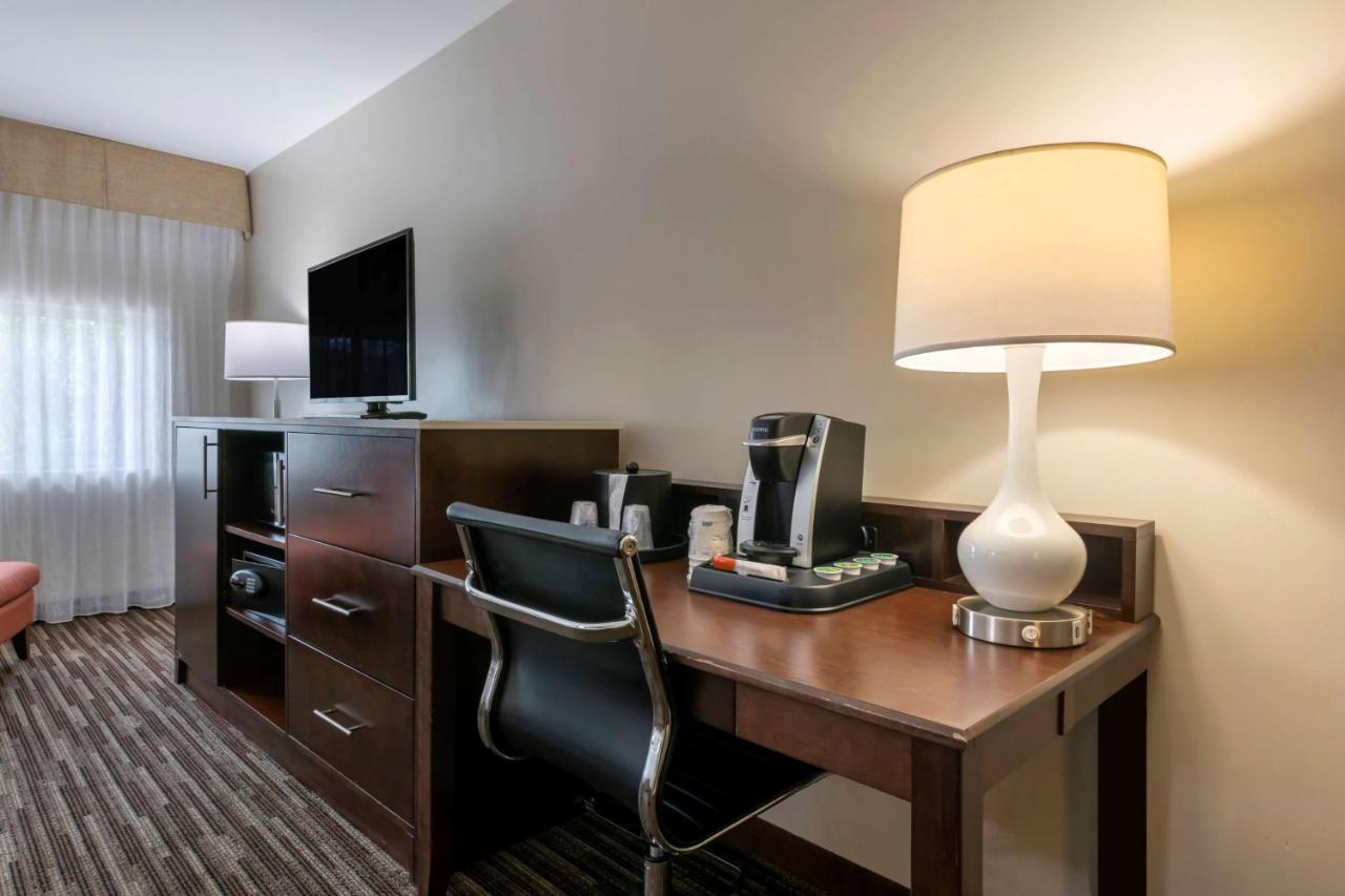 Best Western Plus North Miami-Bal Harbour Экстерьер фото