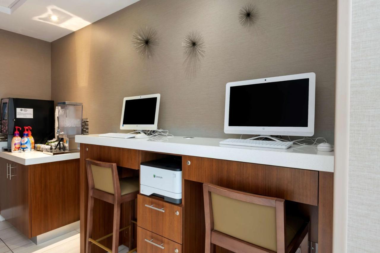 Best Western Plus North Miami-Bal Harbour Экстерьер фото