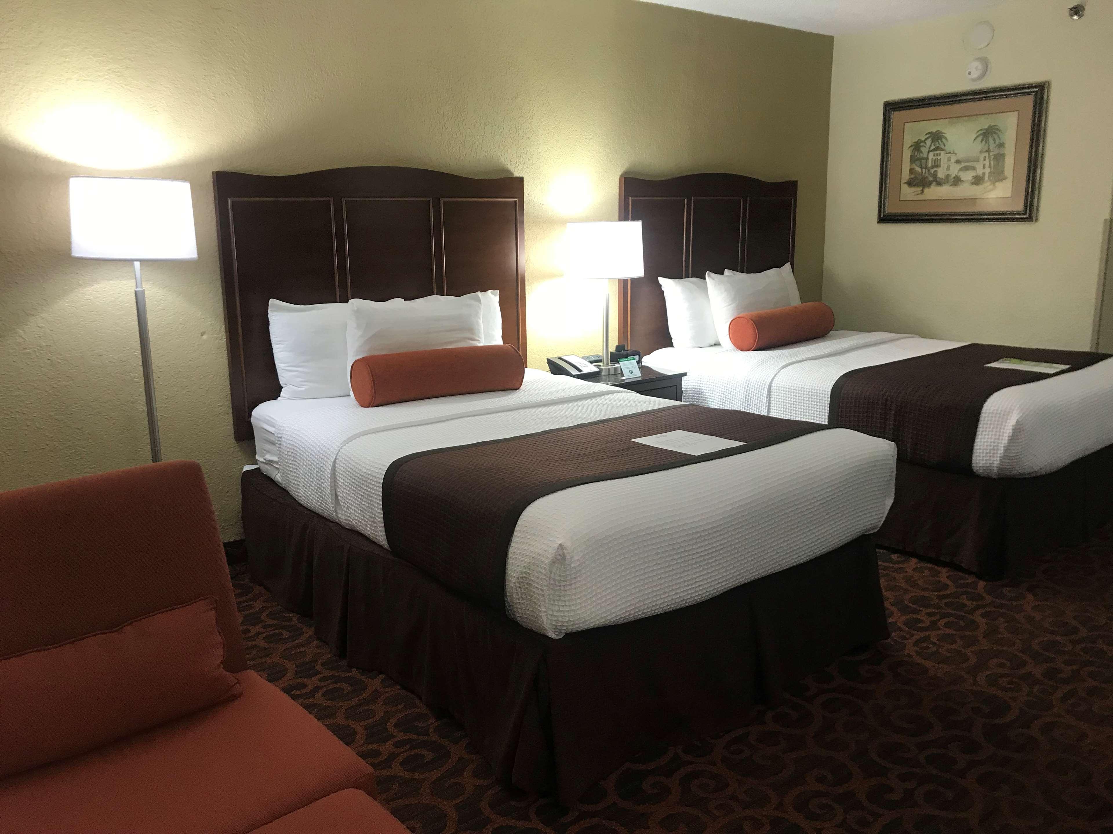 Best Western Plus North Miami-Bal Harbour Экстерьер фото