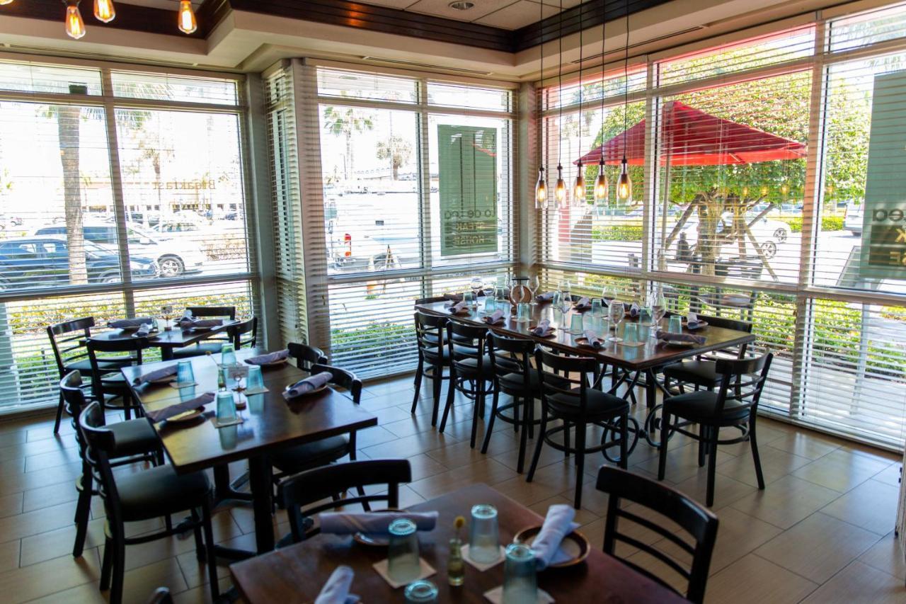 Best Western Plus North Miami-Bal Harbour Экстерьер фото