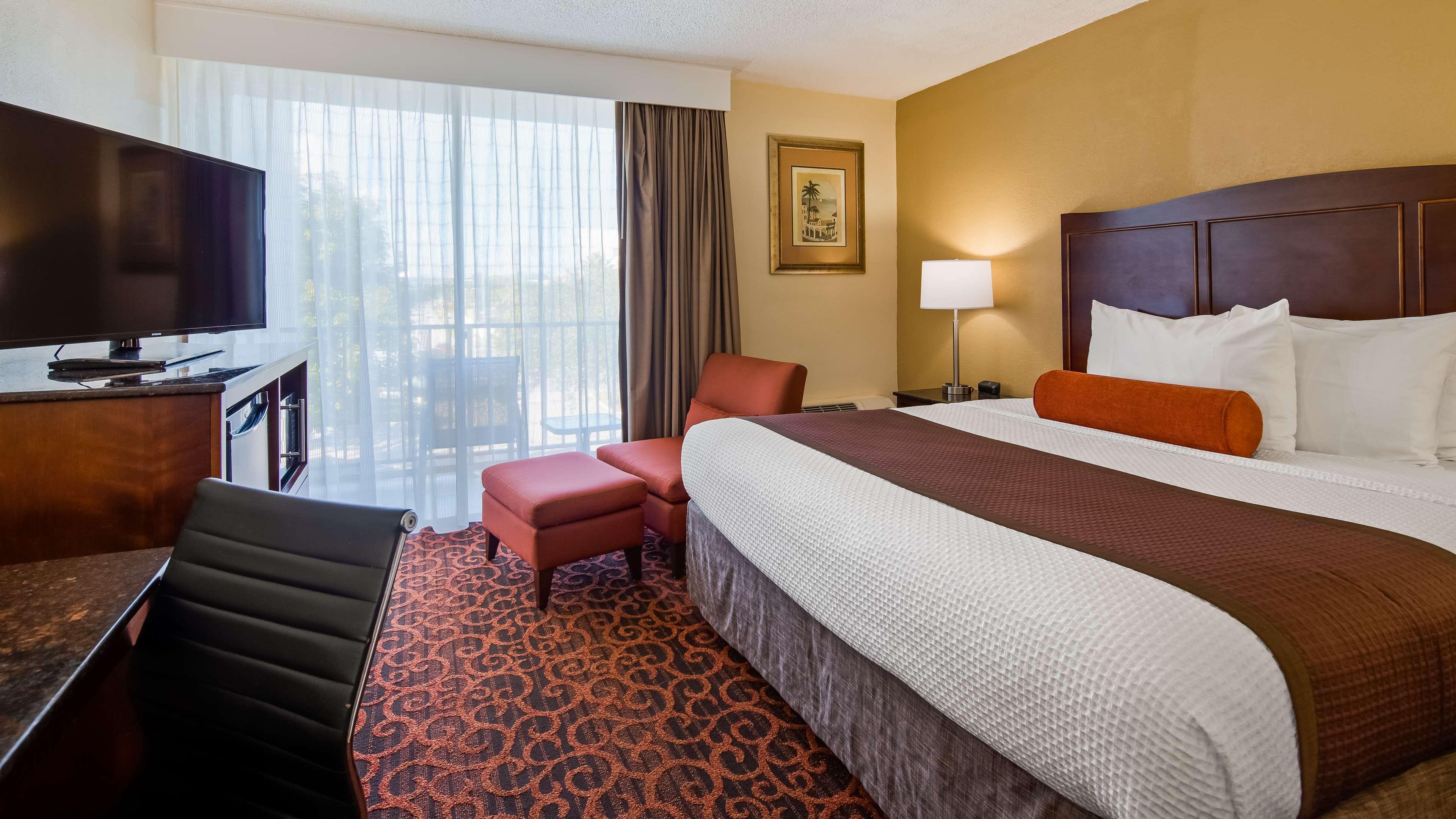 Best Western Plus North Miami-Bal Harbour Экстерьер фото