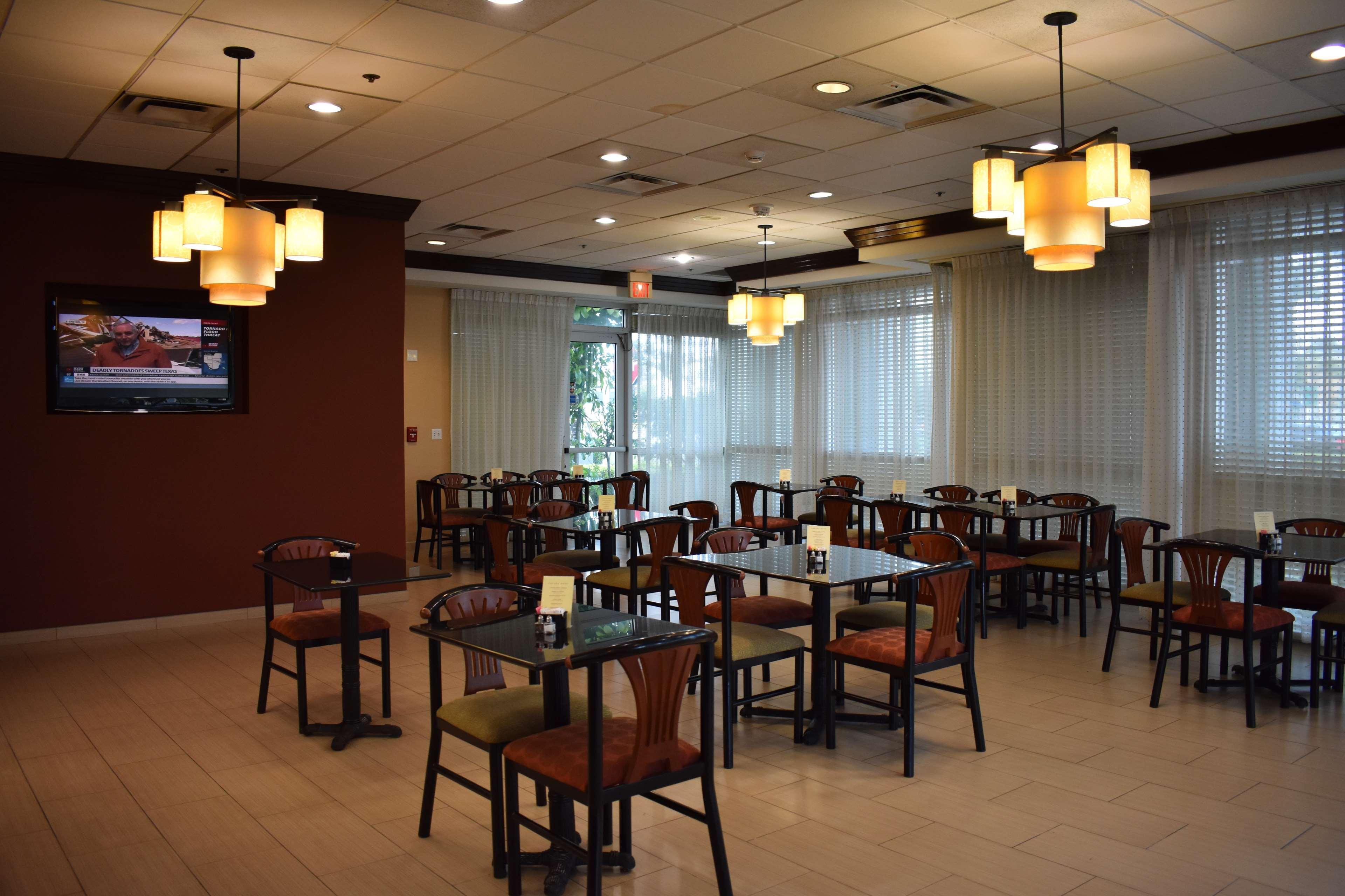 Best Western Plus North Miami-Bal Harbour Экстерьер фото